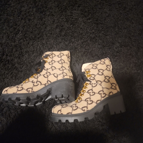 Monogram Women's Beige and Black Combat Boots - Picture 3 of 4